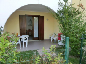 Two-roomed flat for 5 people on the ground floor with enclosed garden